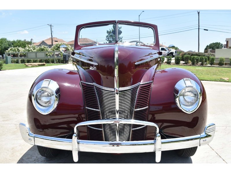 1940 ford deluxe convertible