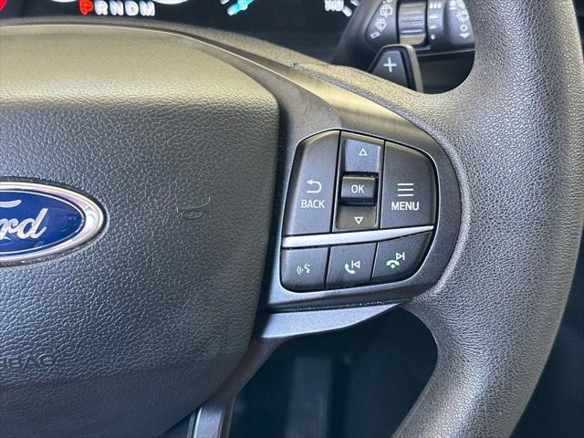 2020 ford explorer base