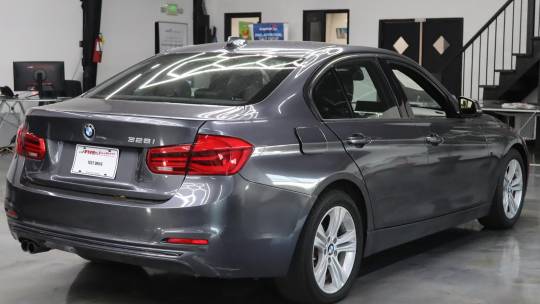 2016 BMW 3 series i$1