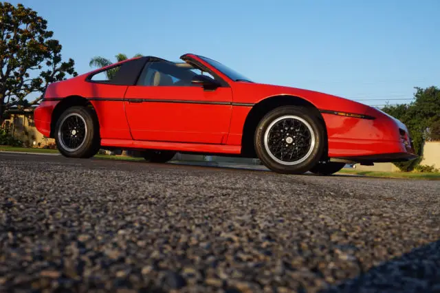 1986 pontiac fiero gt t-top