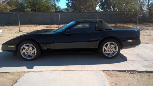 1990 chevy corvette convertible, rare 6 speed, low mi, ca car, runs great!