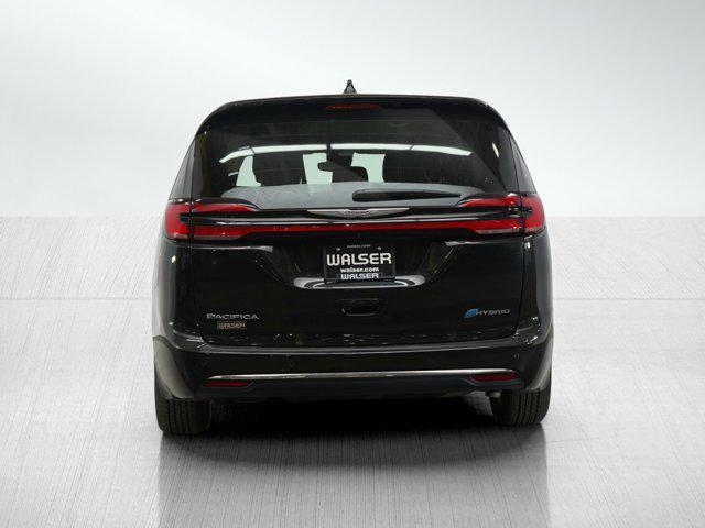 2023 chrysler pacifica hybrid touring l