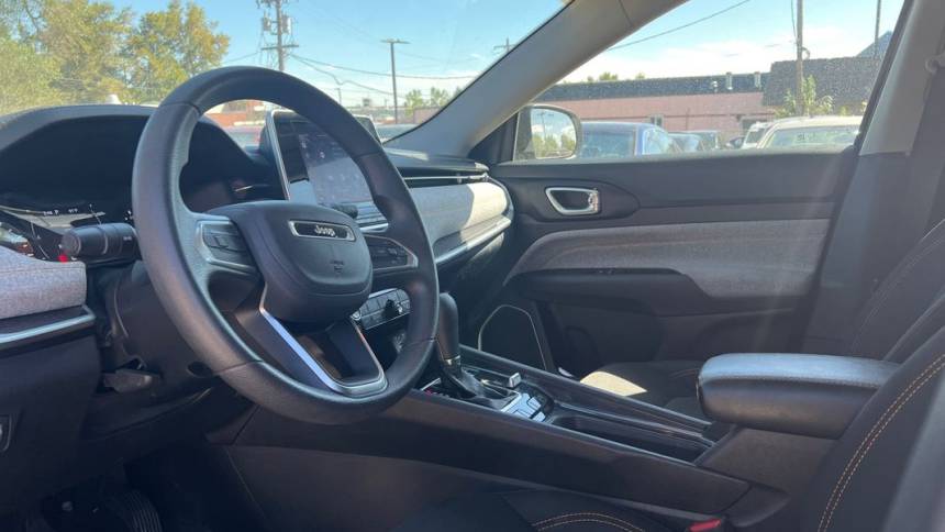 2022 jeep compass sport