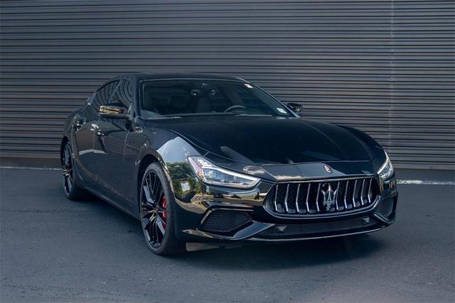 2019 maserati ghibli s q4 gransport