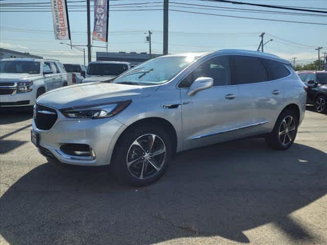 2021 buick enclave essence