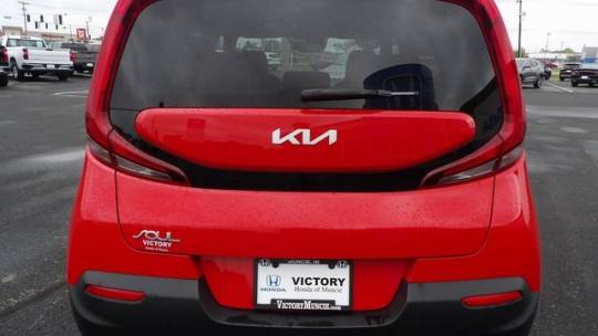 2022 kia soul s