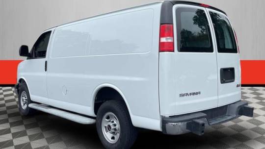 2022 gmc savana 2500