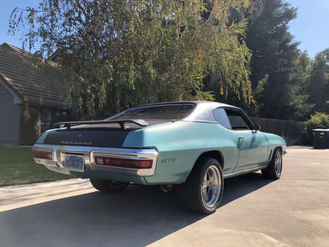 1972 pontiac gto with zz4 383 stroker engine mated with automatic 700r4 trans