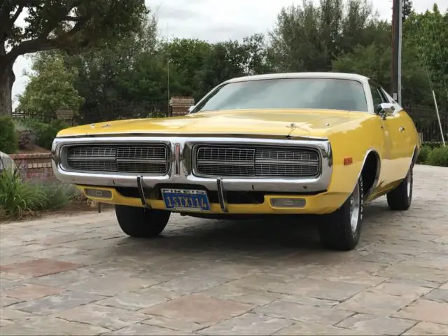 1972 dodge charger se brougham - top banana yellow southern california treasure