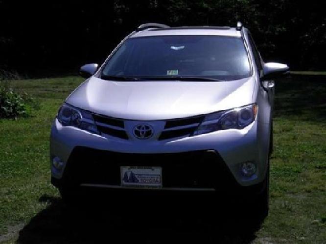 2013 toyota rav4 limited in gloucester, va