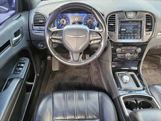 2017 chrysler 300 s