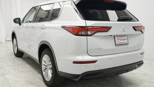 2024 Mitsubishi Outlander