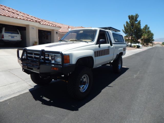 toyota xtra cab 4x4 sr5 pickup
