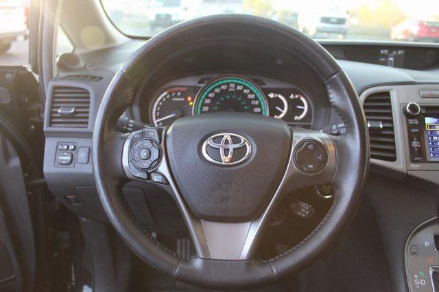 2014 toyota venza le