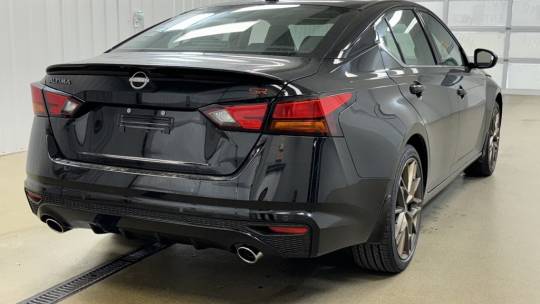2025 Nissan Altima