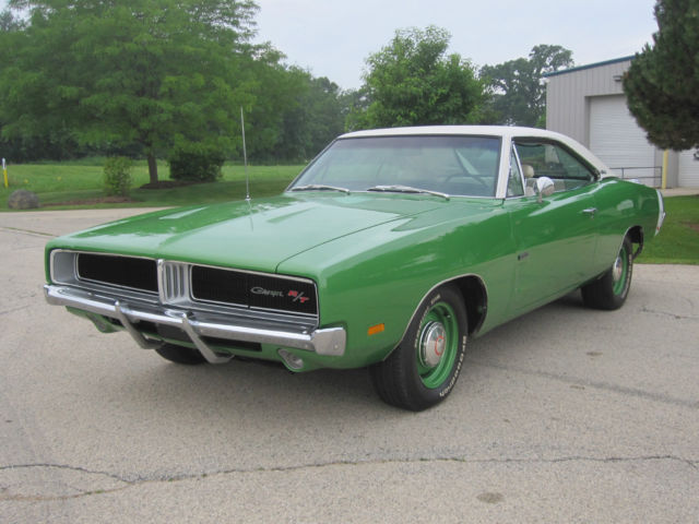 1969 f6 bright green numbers matching hemi dodge charger r/t 1 of 1
