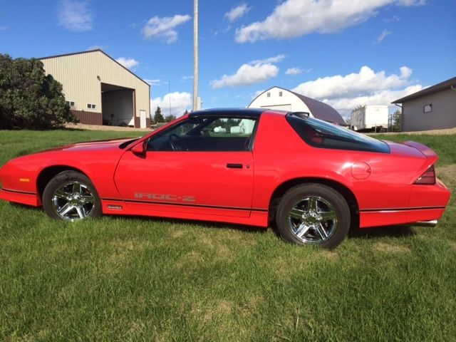 red 1986 chevrolet iroc z28 camaro t-tops 5.0l chevy 5-speed 305 tpi