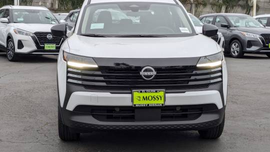 2025 Nissan Kicks