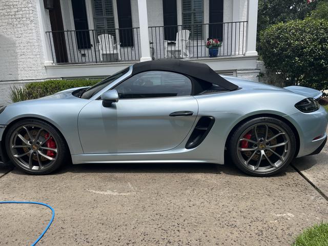 2022 porsche 718 spyder base
