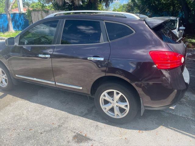 2011 nissan rogue sv