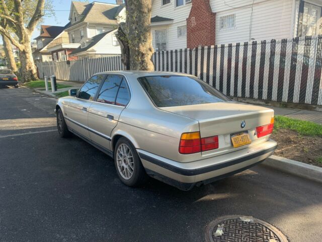 right hand drive bmw 5 e34 series original 5 speed