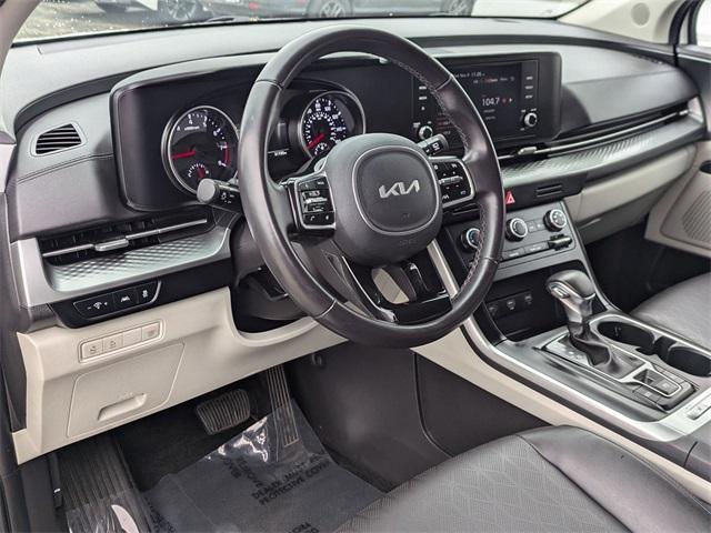 2024 kia carnival lx