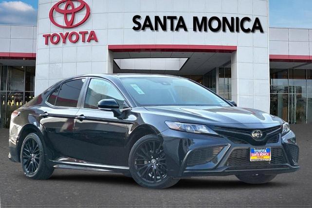 2021 toyota camry se nightshade