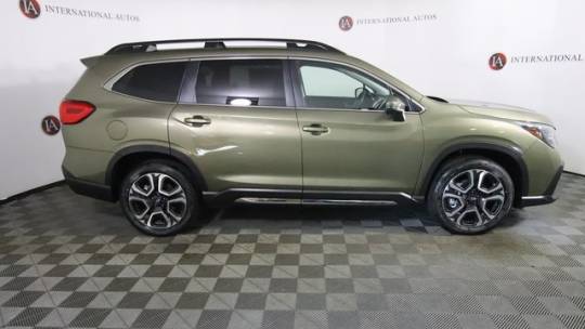 2023 subaru ascent limited 8-passenger