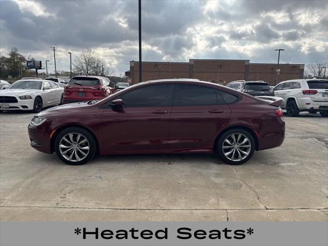 2016 chrysler 200 s
