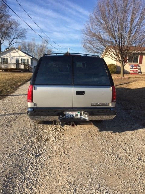 1994 chevy suburban c2500 135k original miles