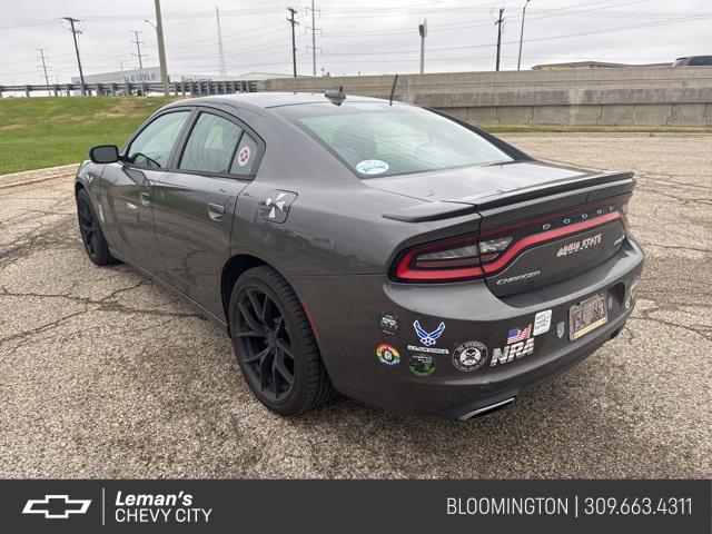 2015 dodge charger sxt
