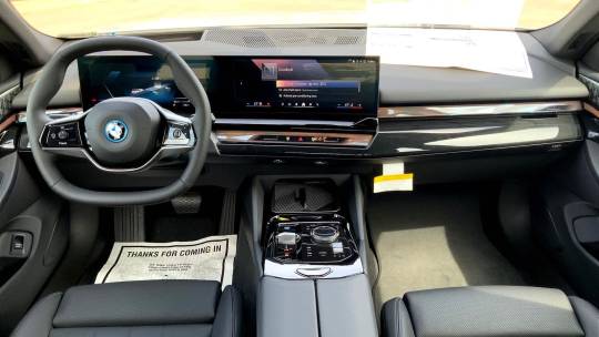 2024 BMW i5