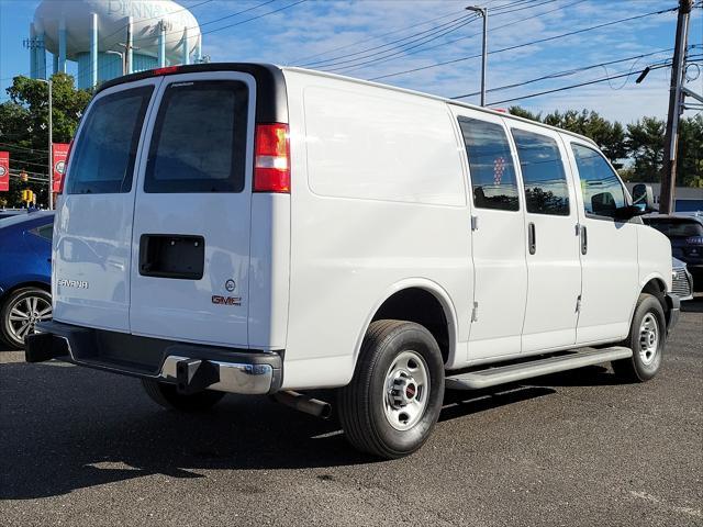 2022 gmc savana 2500 work van