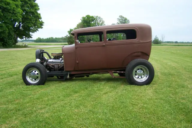 29 ford model a chop top sedan. hot rod street rod