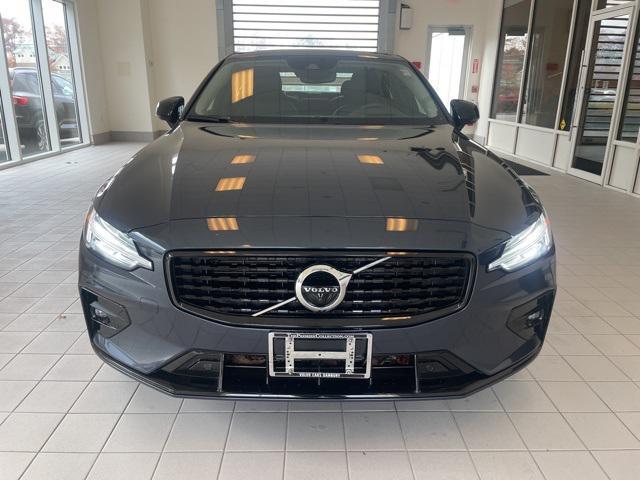 2022 volvo s60 t5 momentum