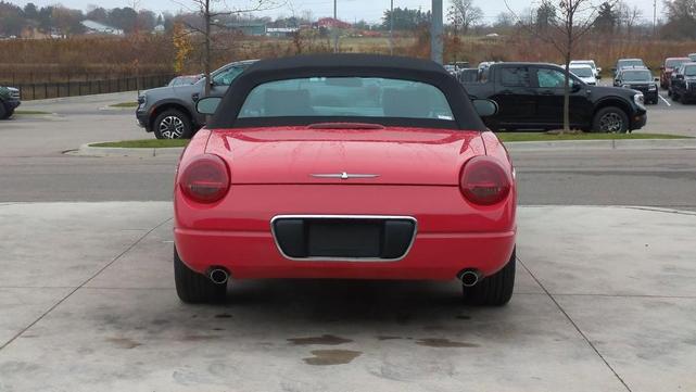 2005 ford thunderbird