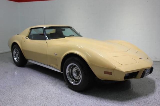 1977 chevrolet corvette t-top automatic 74811 miles tan coupe v8 5.7l automatic