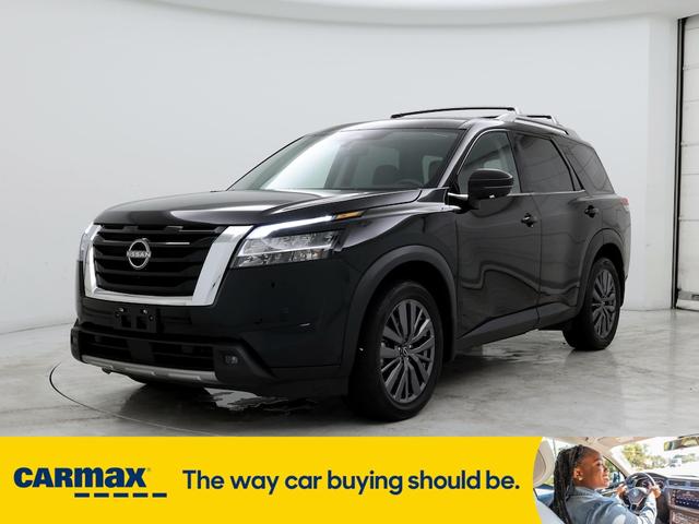 2023 nissan pathfinder sl