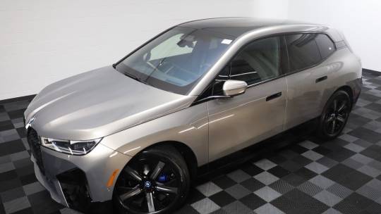 2025 BMW iX