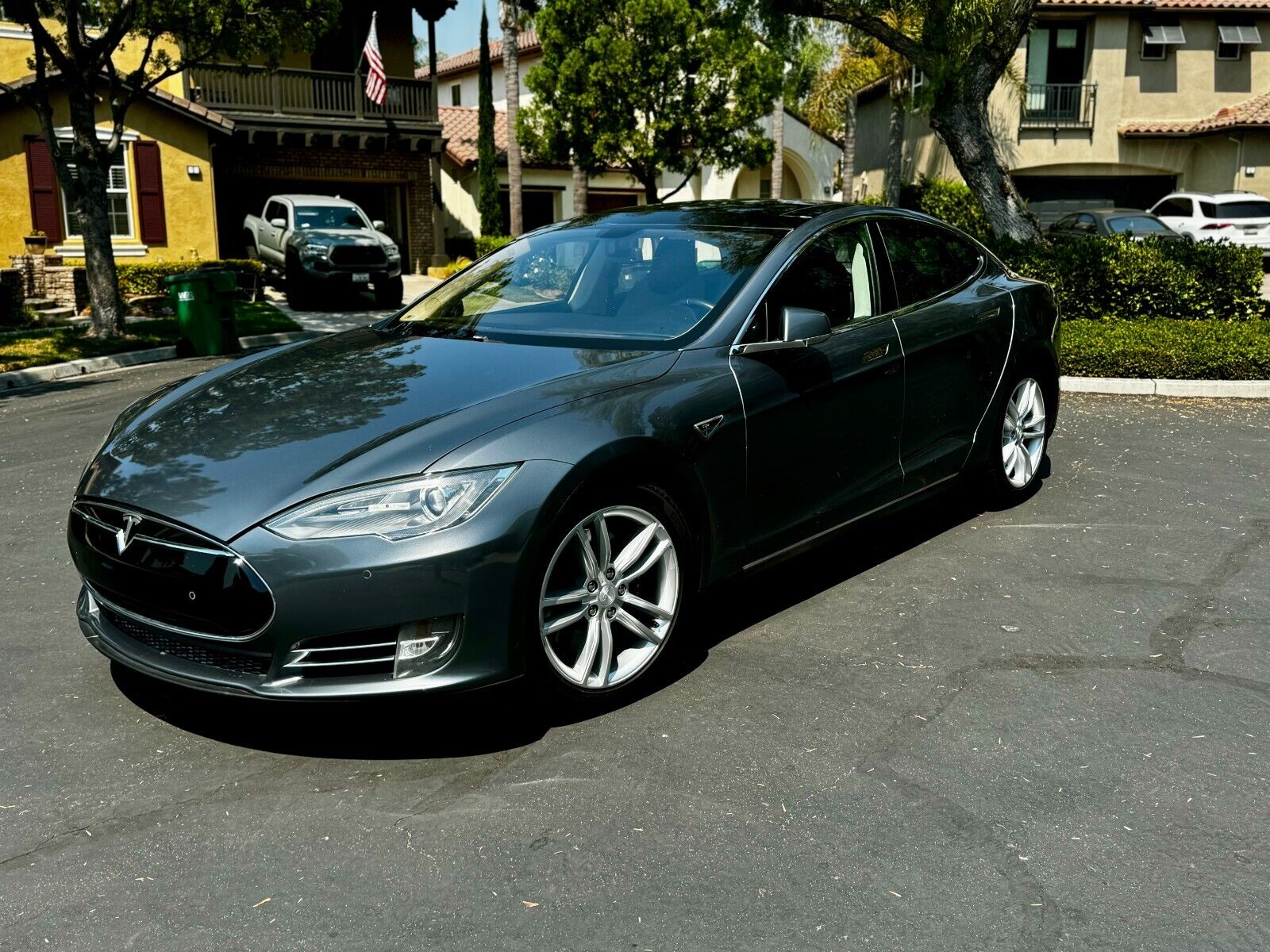 2014 tesla model s