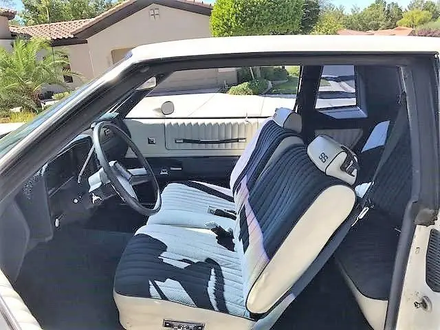 1983 monte carlos ss - classic vehicle - low mileage