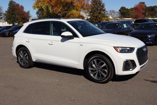 2022 audi q5 45 s line premium