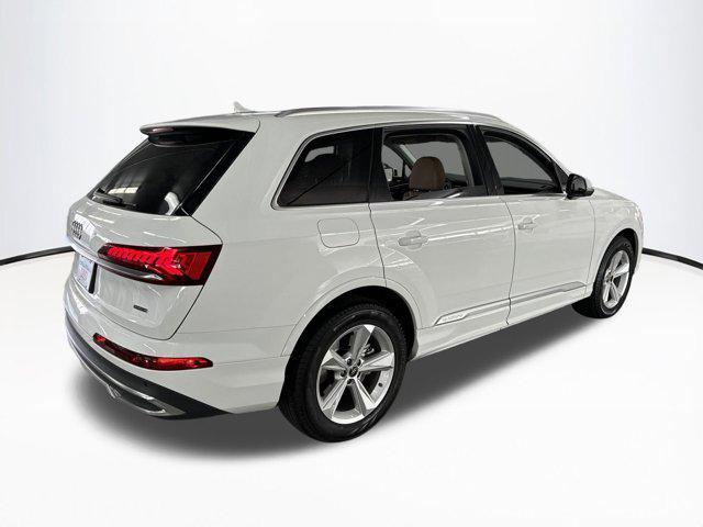 2024 audi q7 45 premium