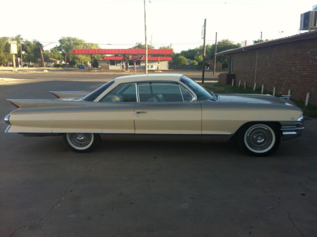 1961 cadillac coupe de ville