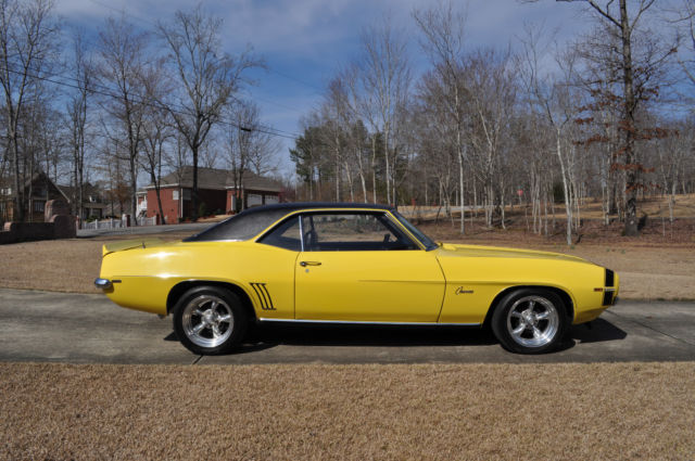1969 chevy camaro coupe 2 owner orignal as it gets!