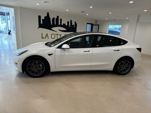 2022 tesla model 3 standard range