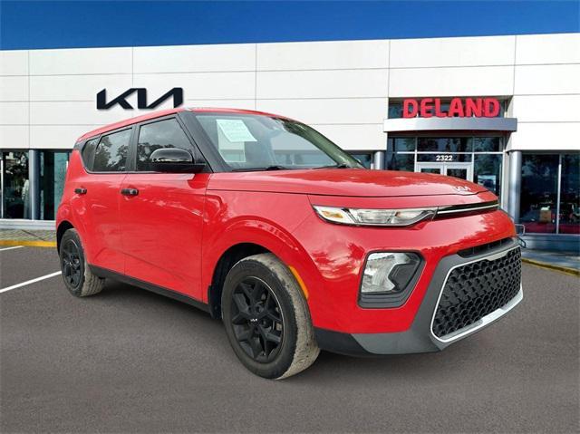 2022 kia soul lx