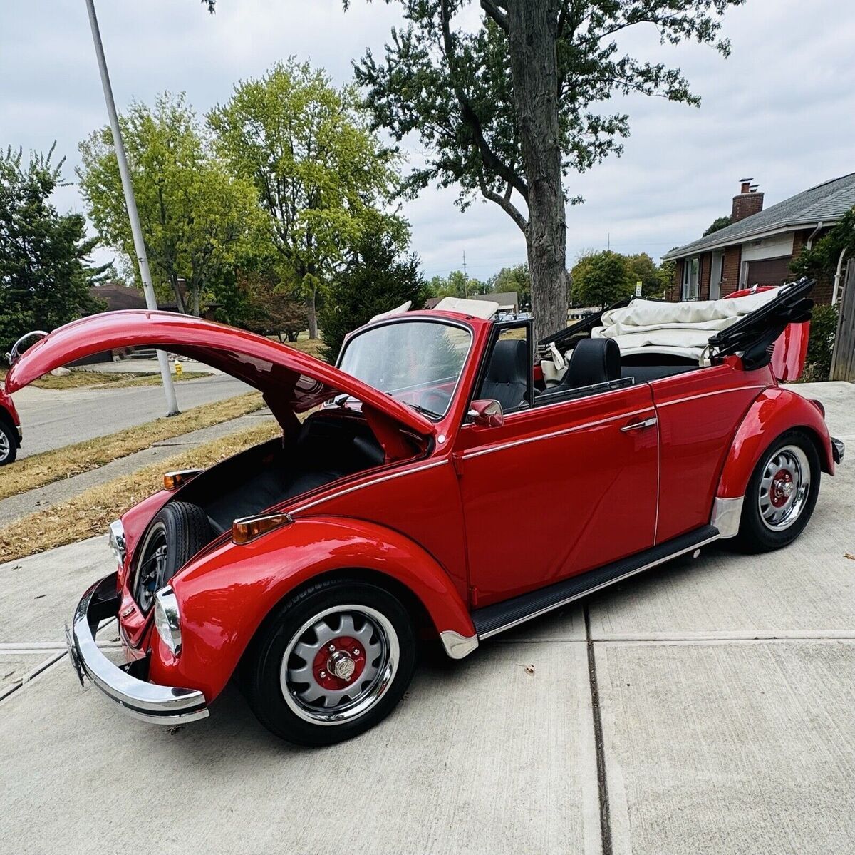1970 volkswagen beetle cabriolet convertible red