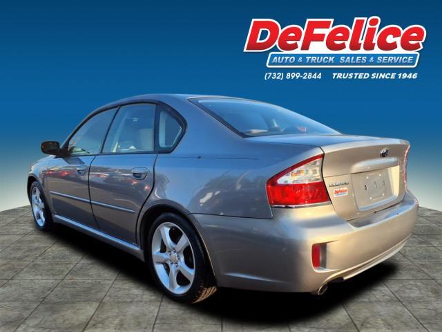 2009 subaru legacy base