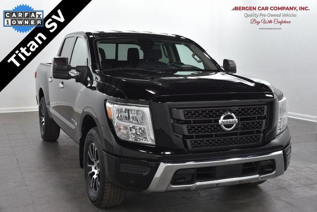 2021 nissan titan sv